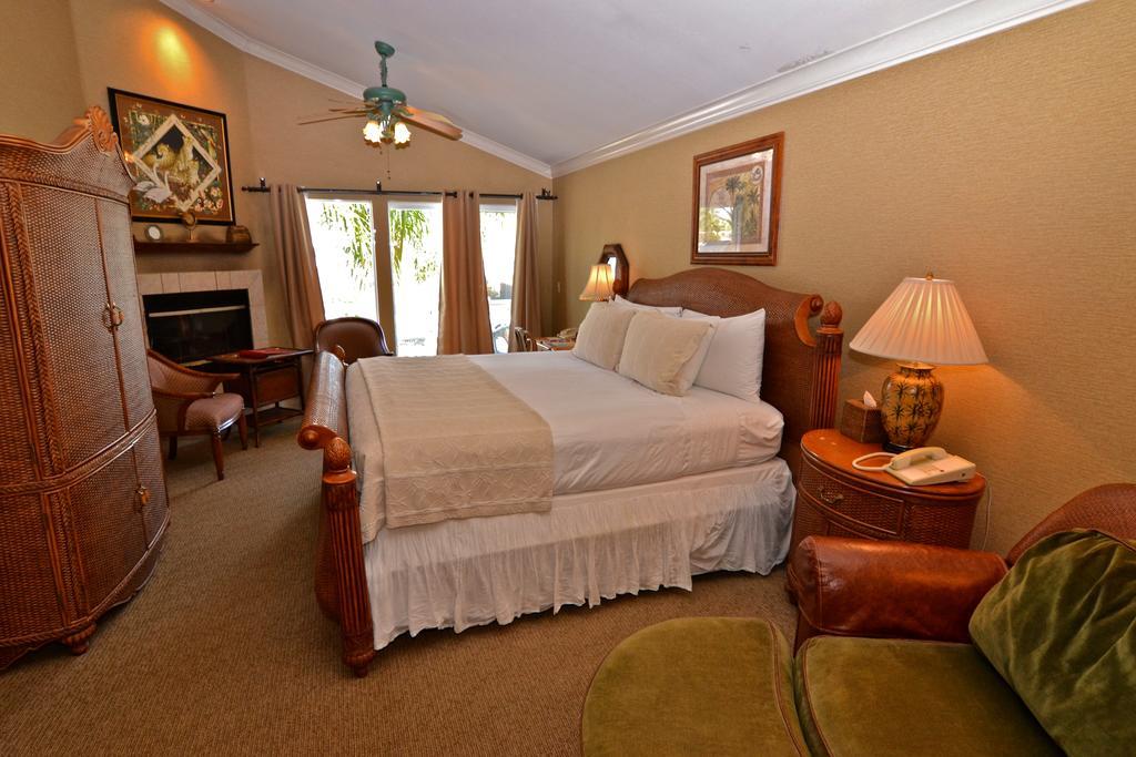 On The Beach Bed And Breakfast Cayucos Exteriér fotografie